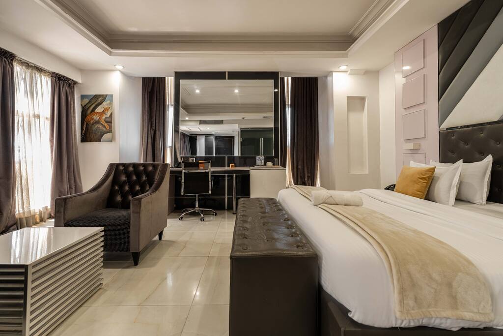 Romantic Room with Pool and Wi-Fi in Lekki, Lagos