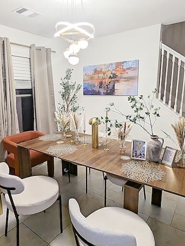 Houston Retreat - 5BR w Game Rm