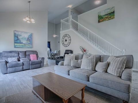 LUX Disney Villa - 6BR Pool Home