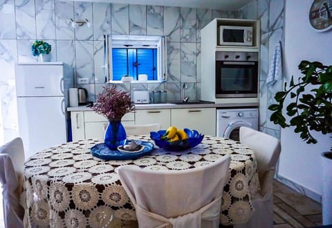 Apartment Vinci 1906 - Unit 375925-13