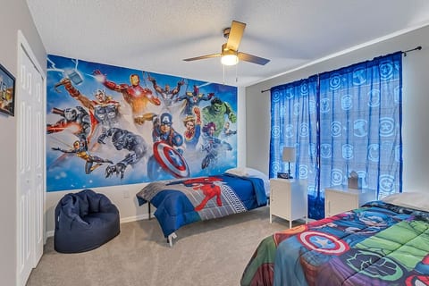 Entire Mouse House with Pool minutes from Disney!