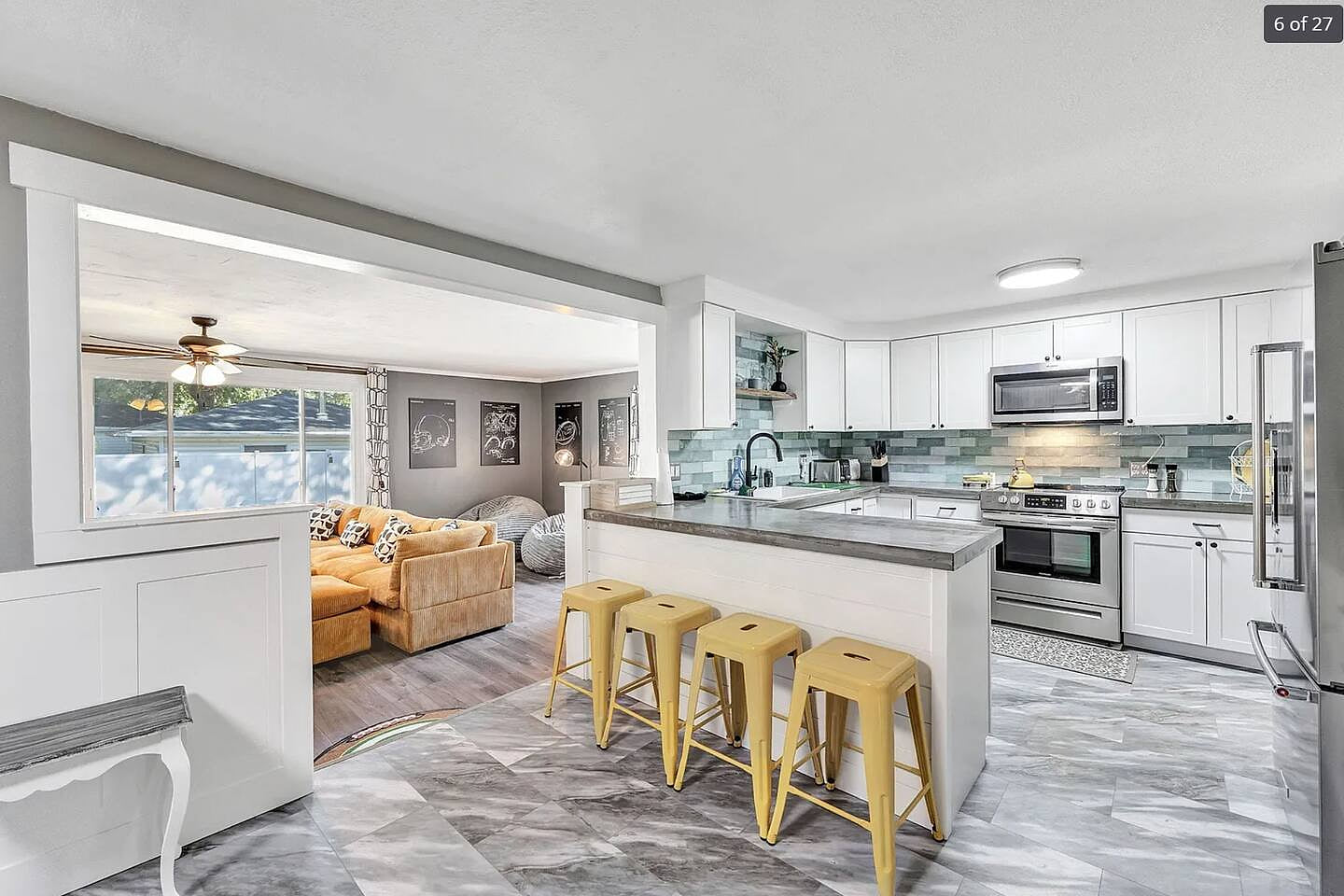 1.5 Block to Lambeau/Resch - Upgraded/Modern