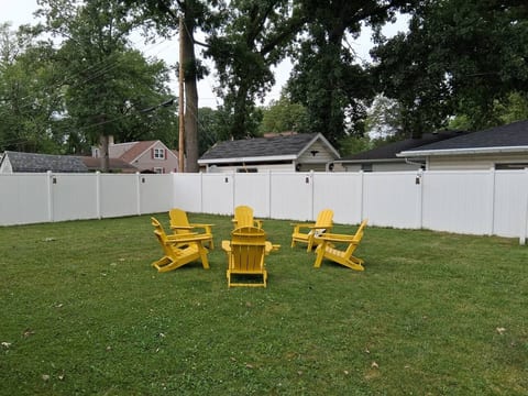 1.5 Block to Lambeau/Resch - Arcade/Game Room