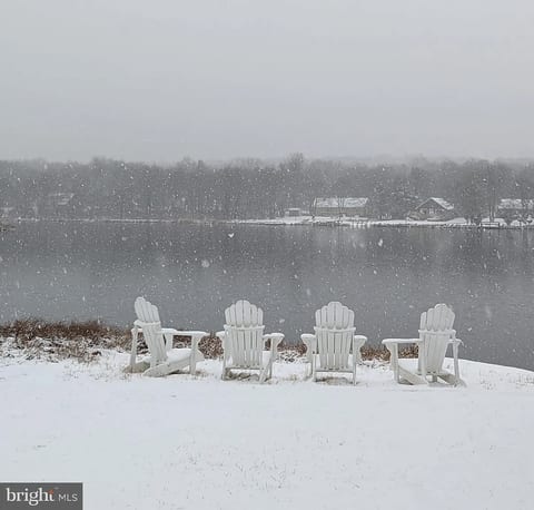 Lake life - serene throughout the seasons