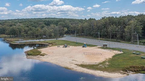 Main lake beach amenities