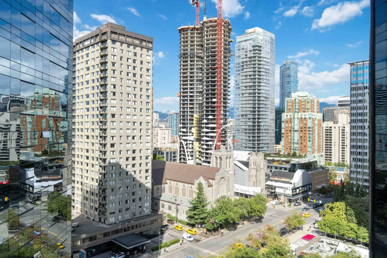 2br-condo-with-breathtaking-view-in-downtown!/