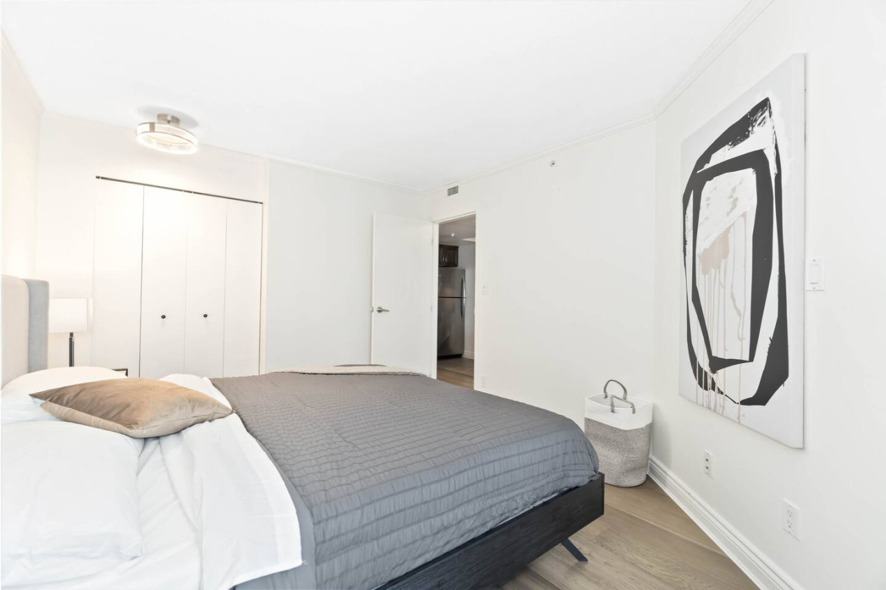 2br-condo-with-breathtaking-view-in-downtown!/