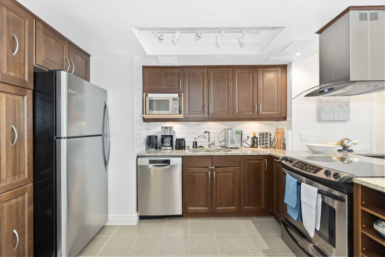 2br-condo-with-breathtaking-view-in-downtown!/