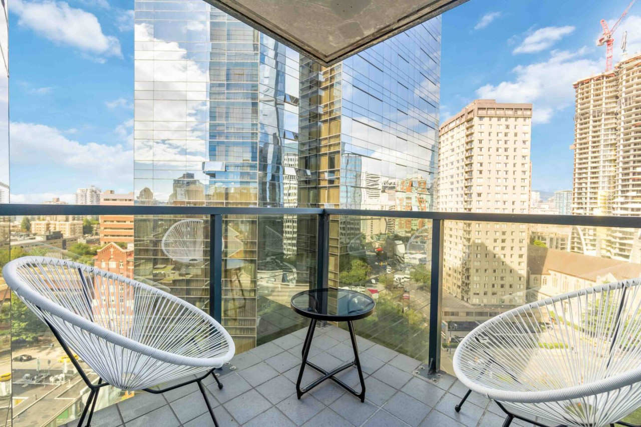 2br-condo-with-breathtaking-view-in-downtown!/