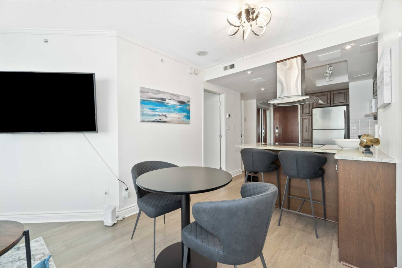 2br-condo-with-breathtaking-view-in-downtown!/