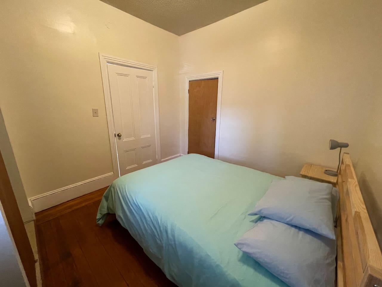 532-updated-apartment-near-whole-foods-brown-univer/