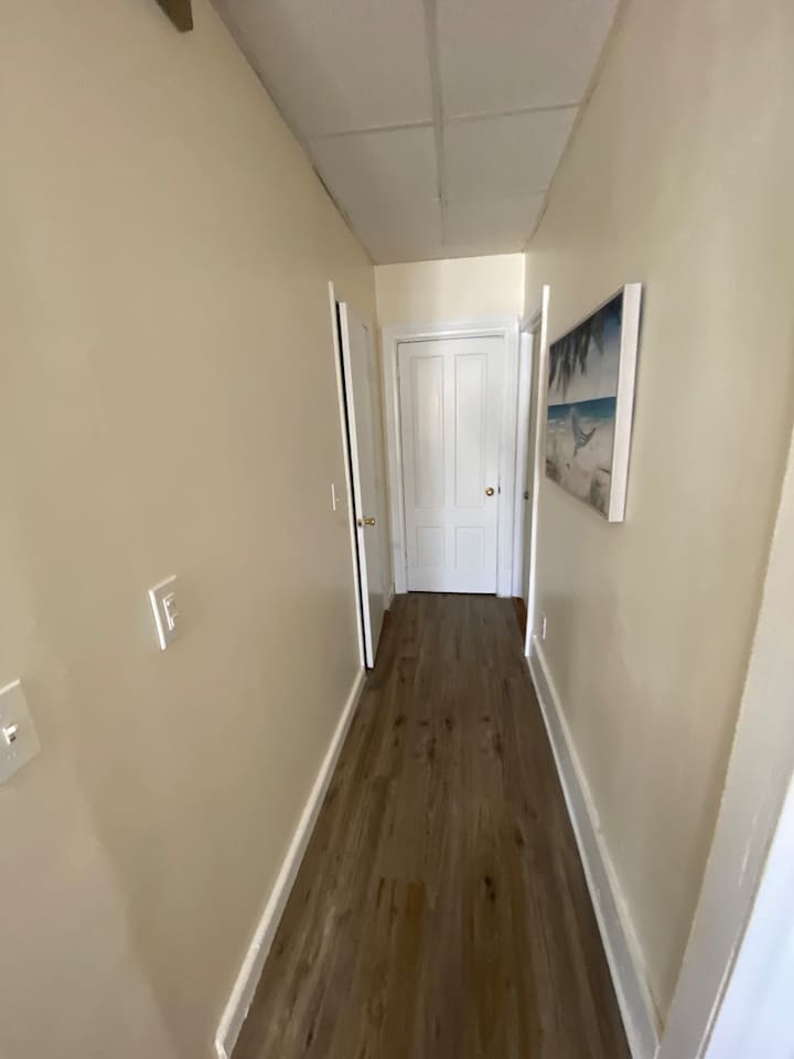 5332-nice-room-near-whole-foods-brown-university/