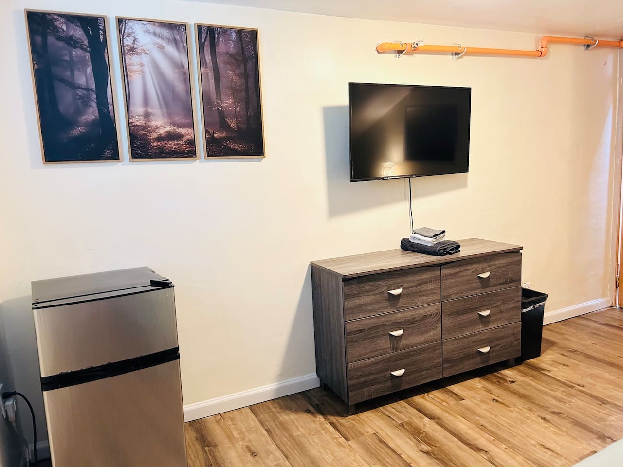 5344-nice-room-by-whole-foods-brown-university/