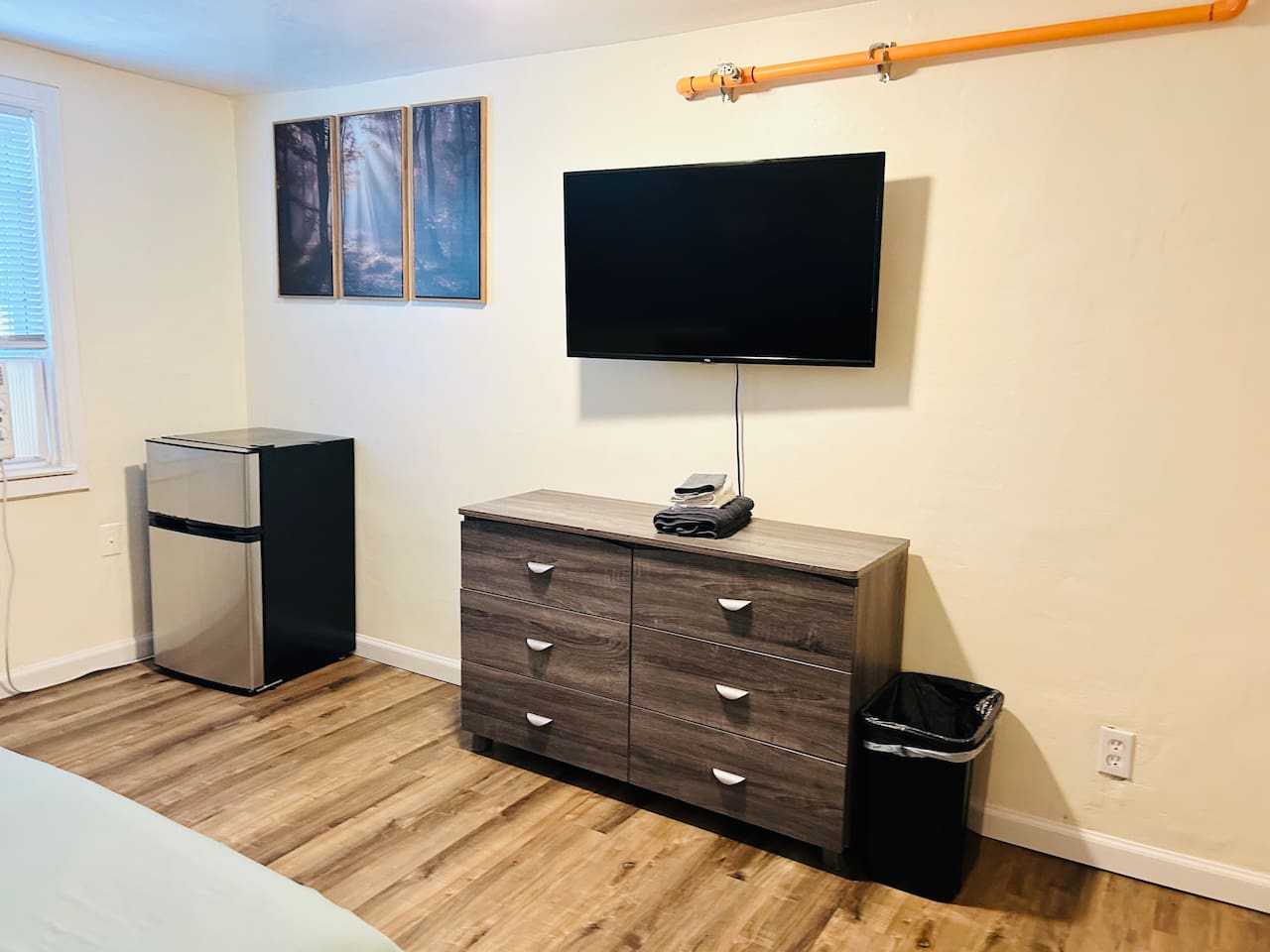 5344-nice-room-by-whole-foods-brown-university/