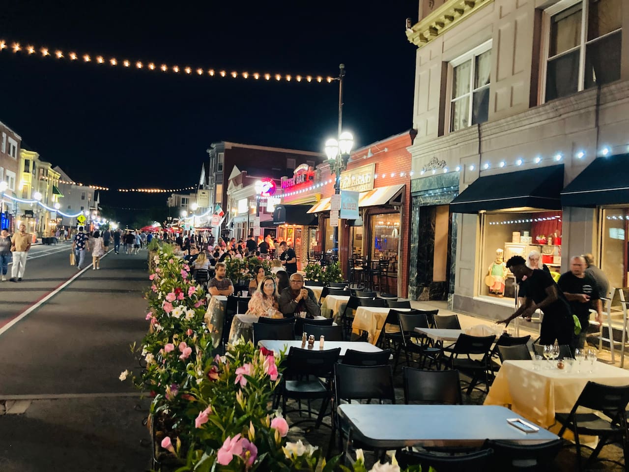 2411-spacious-room-in-federal-hill-near-downtown/