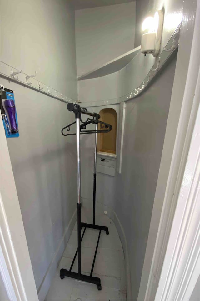 2411-spacious-room-in-federal-hill-near-downtown/