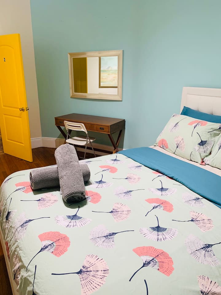 2422-nice-large-room-in-federal-hill-downtown/