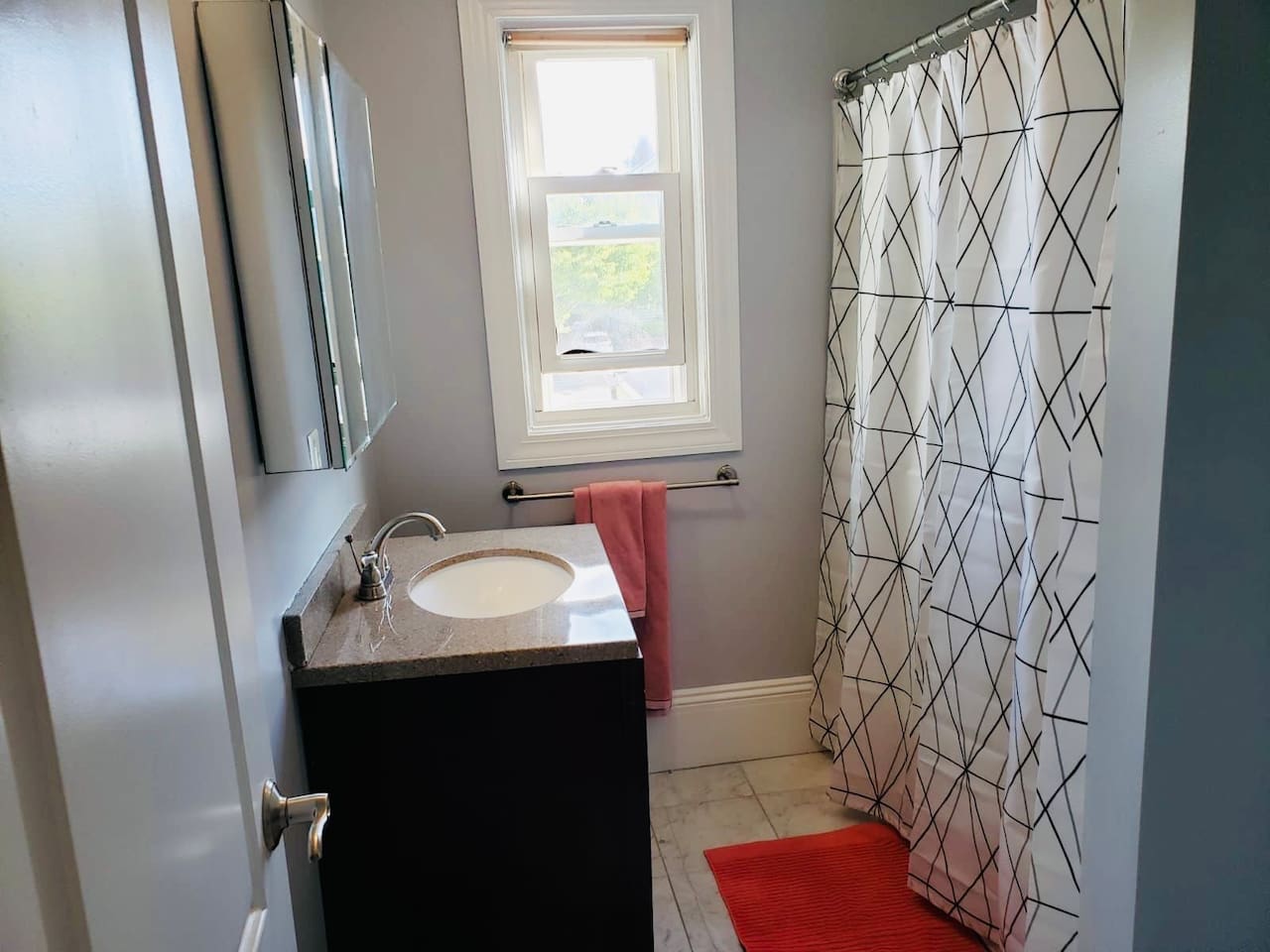 2424-nice-room-in-federal-hill-downtown/