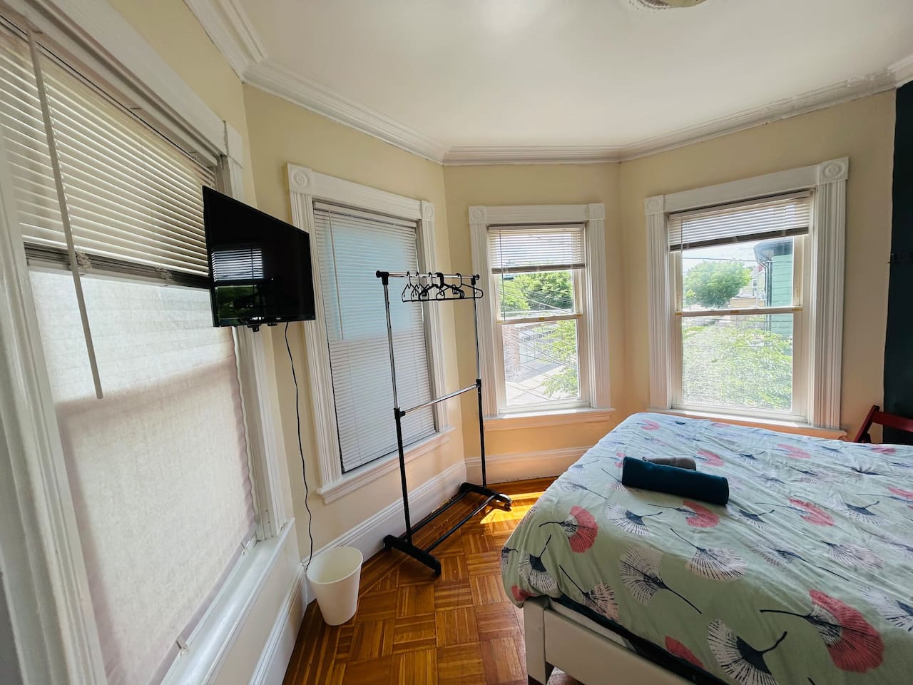 2424-nice-room-in-federal-hill-downtown/