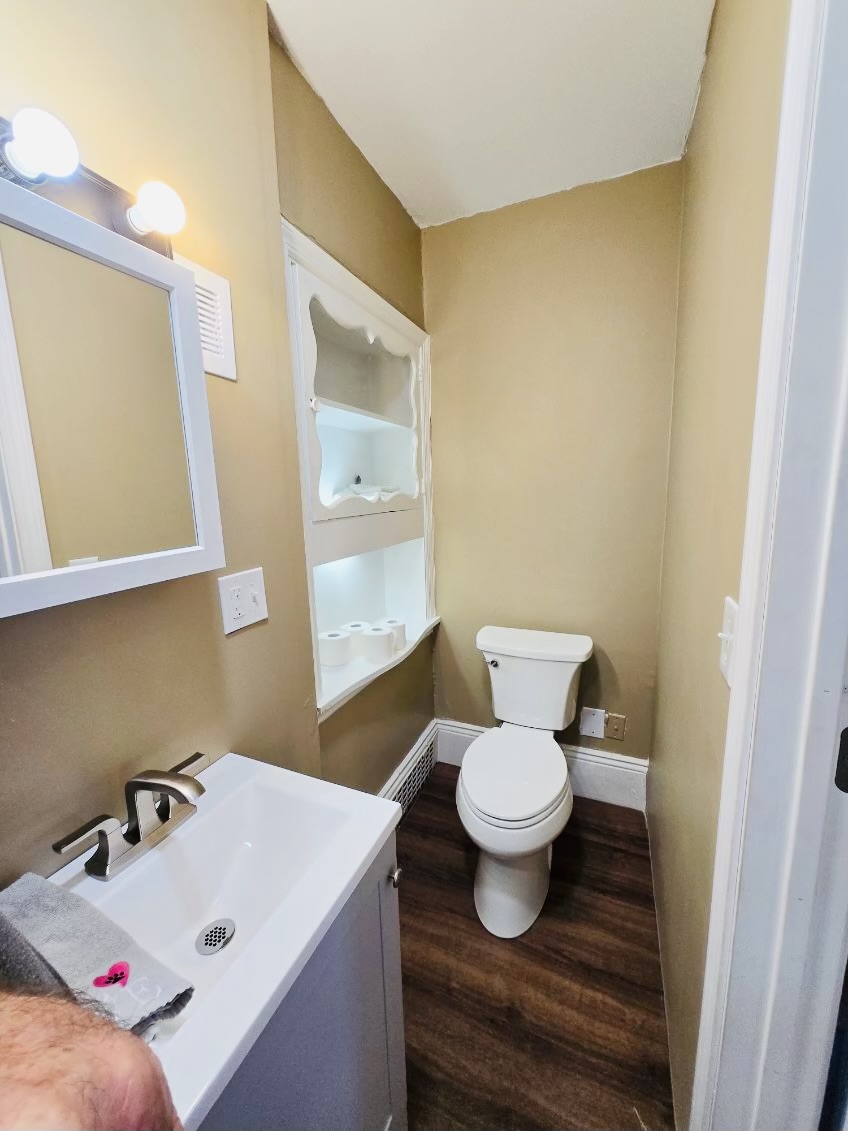 2425-spacious-room-with-private-bath-in-federal-hill/
