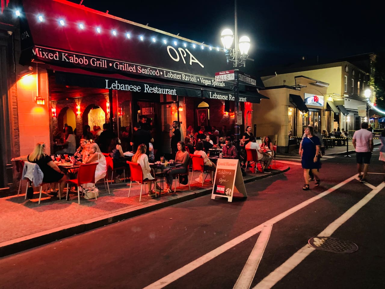 2434-spacious-room-federal-hill-next-to-downtown/