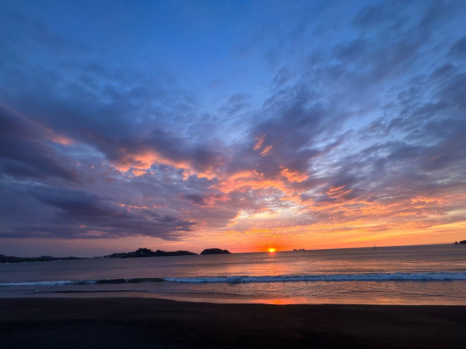 Casa Agua Salada a shared Villa - Surfside