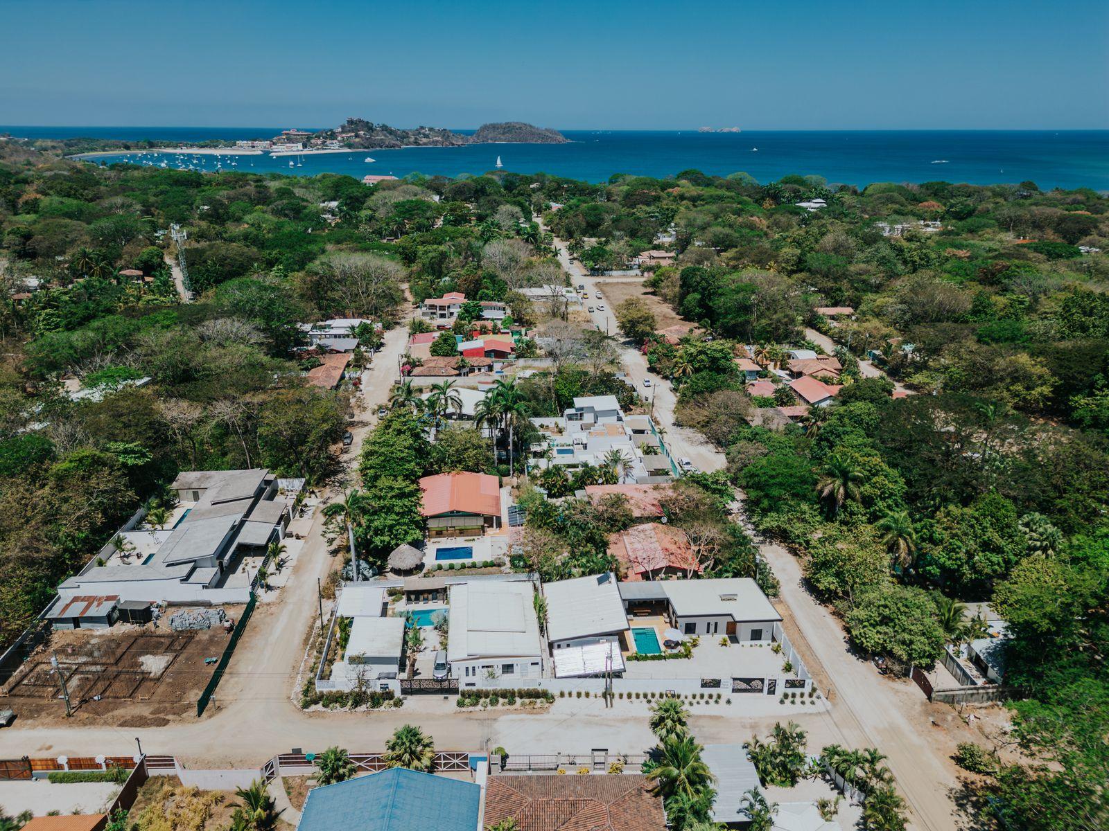 Casa Agua Salada a shared Villa - Surfside