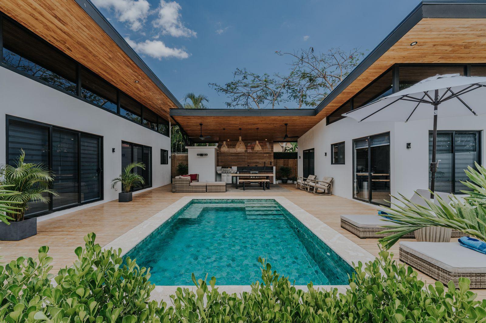 Casa Agua Salada a shared Villa - Surfside