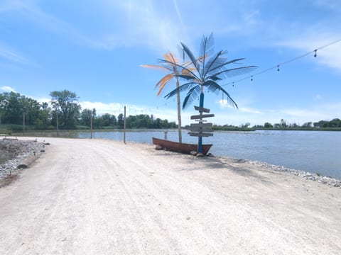 Sandusky River Retreat w/ Live Music & River Views | Fremont, OH