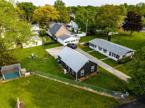 Renovated Retreat: Home in Huron, close to beaches | Huron, OH