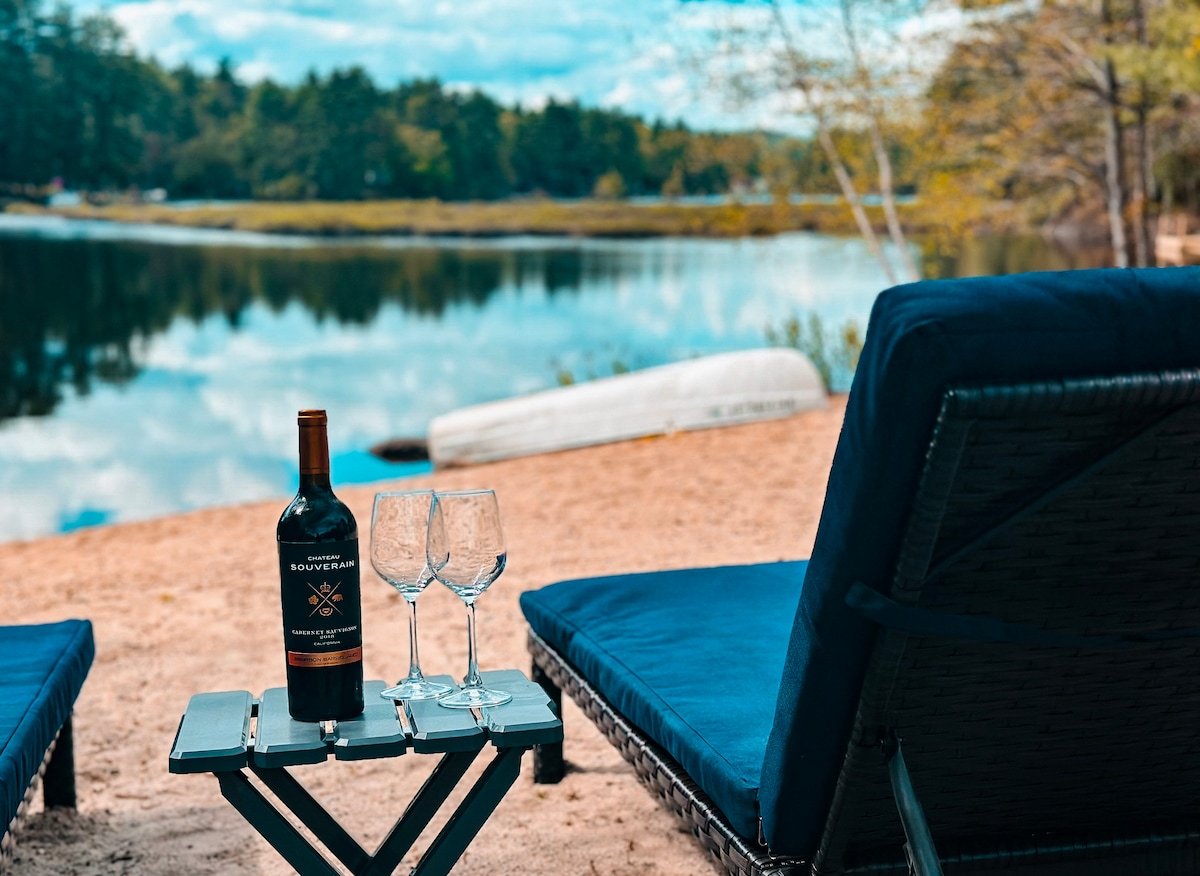Belleau Lakeside Retreat! 500ft of Waterfront!