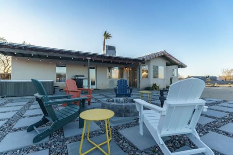JT Library House: Close to JTNP! New spa Nov ‘24!