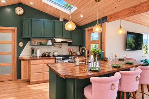 The Perch | 2BR Eagle Rock Home + Views near DTLA image 2