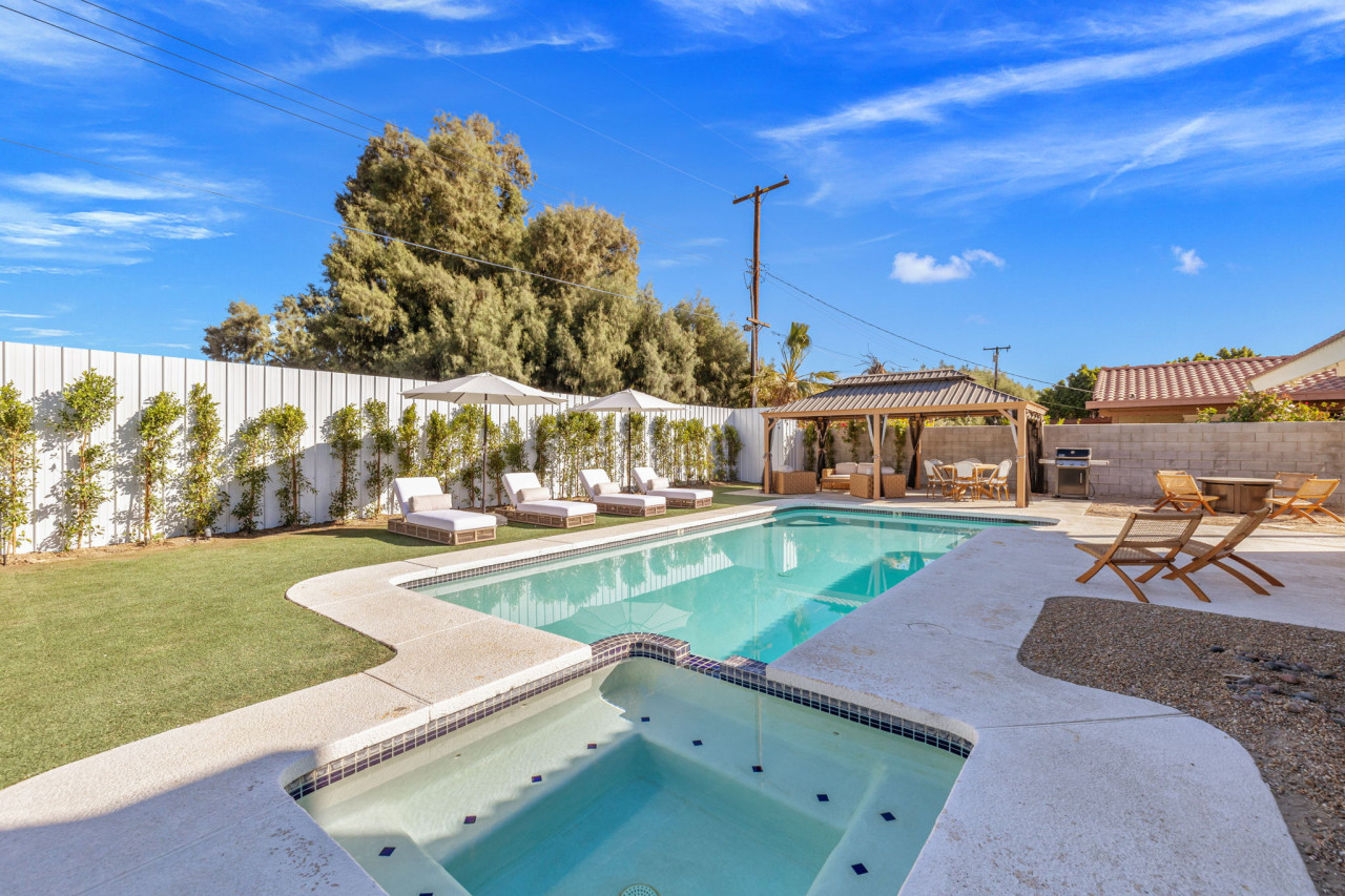 rather-be-desert-getaway/