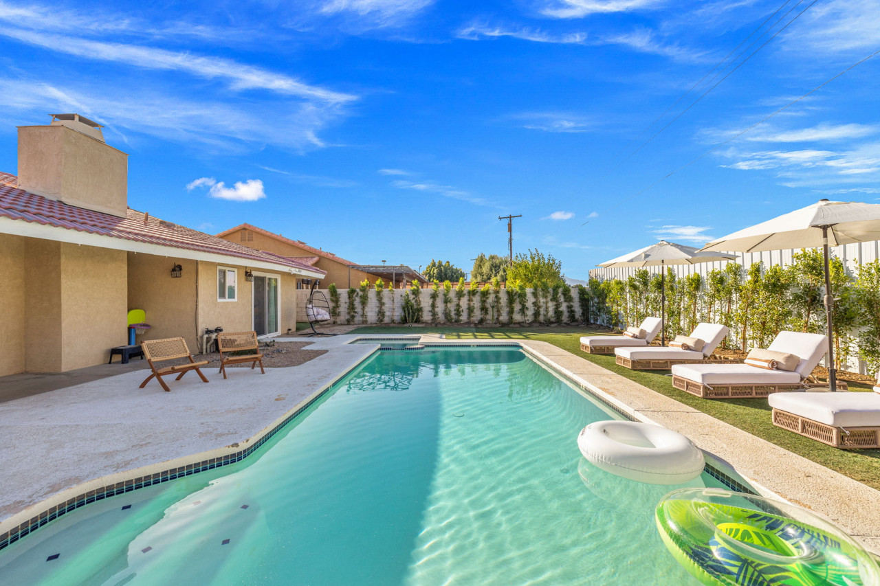 rather-be-desert-getaway/