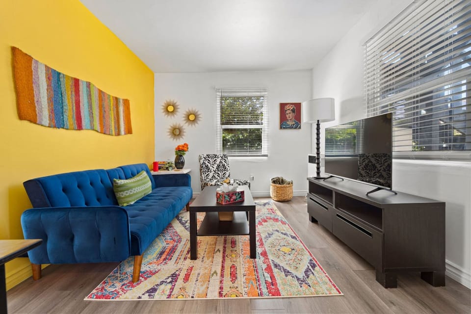 Sunny Suite on 43rd by Rather Be Properties. Ultimate Comfort & Convenience in Downtown San Diego