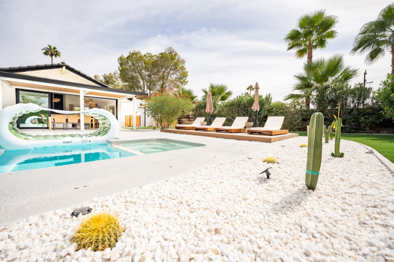 Balinese Oasis - Palm Springs