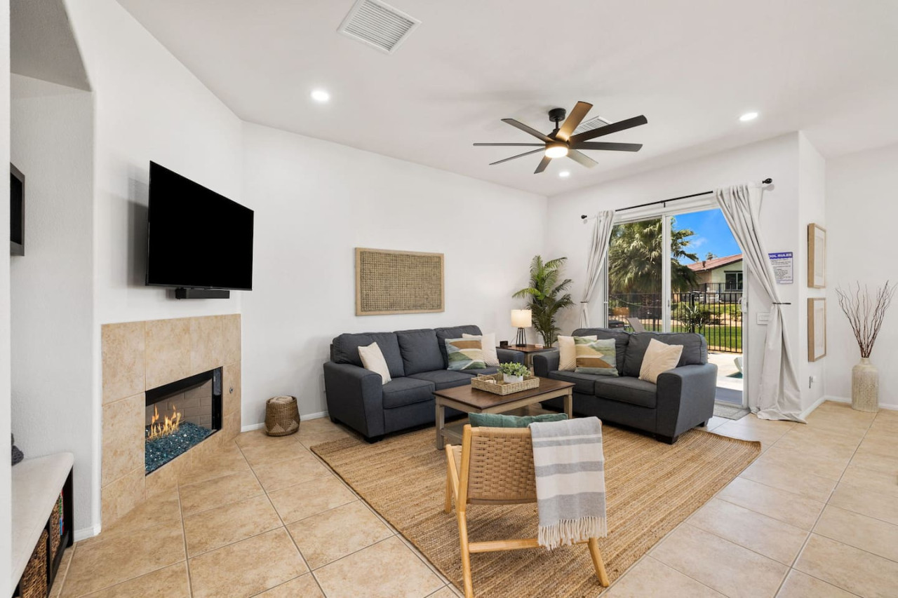 Indio Oasis: Pool, Pickelball, Golf & Tennis Court by Rather Be Properties