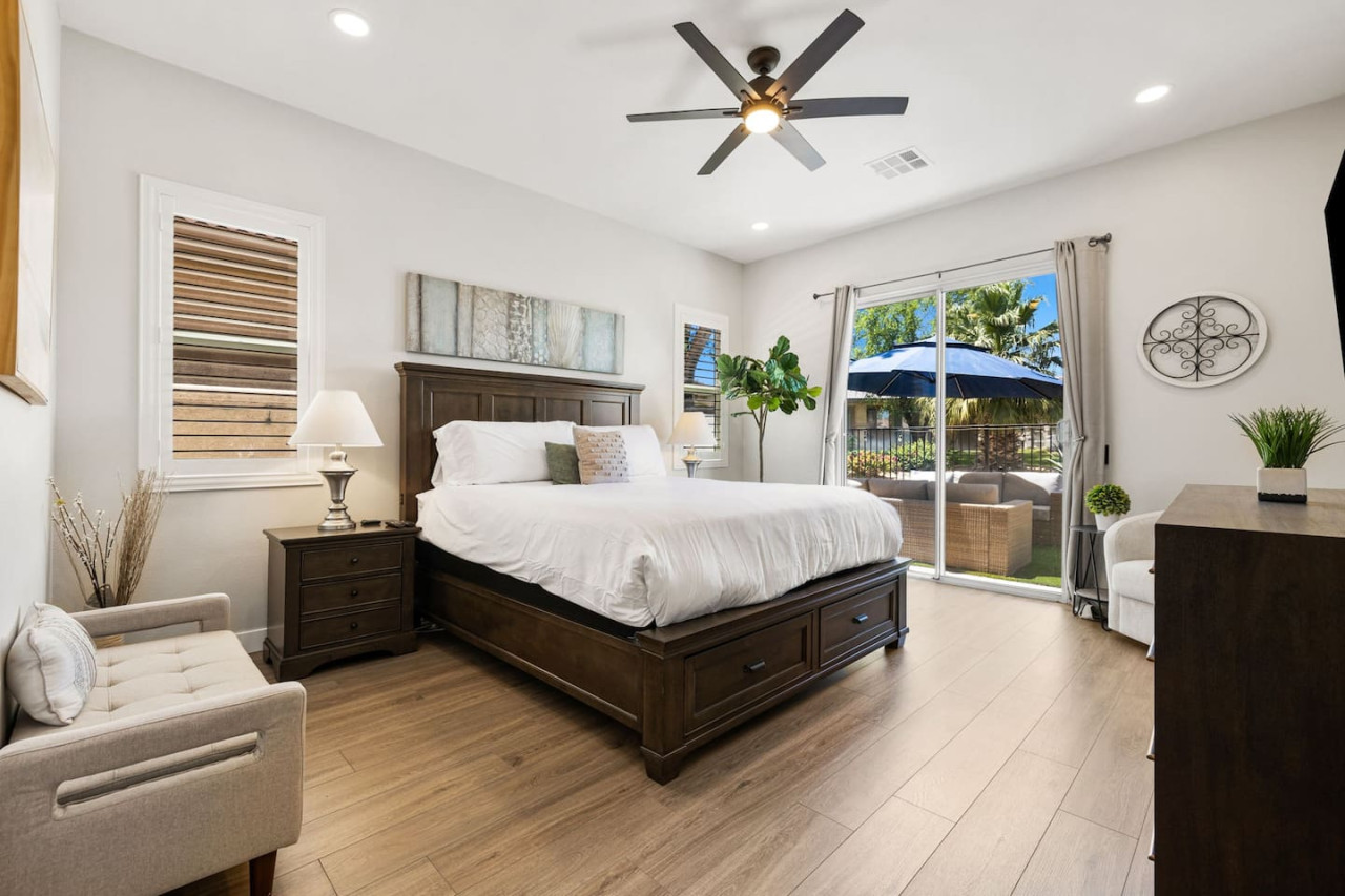 Indio Oasis: Pool, Pickelball, Golf & Tennis Court by Rather Be Properties