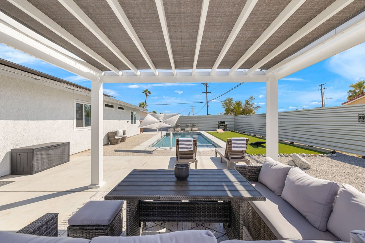 desert-bliss-retreat/