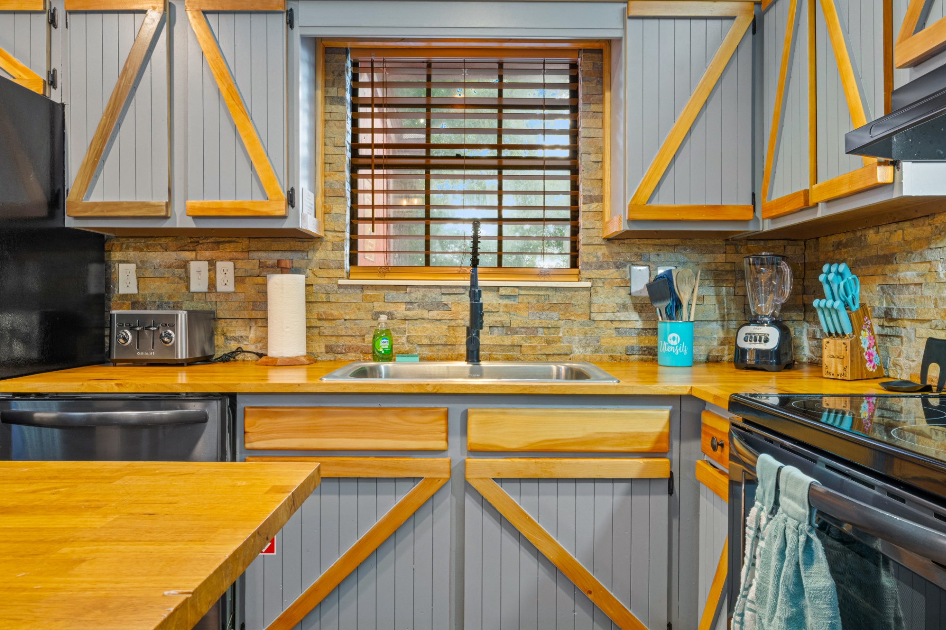 Together by Nature Cabin • Escape & Reconnect - Sevierville