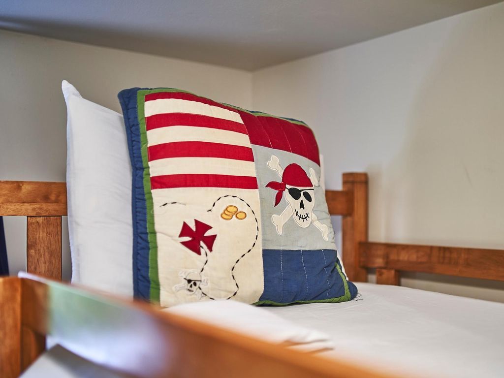 S1 - Epic @ Surf Inn - Tillamook