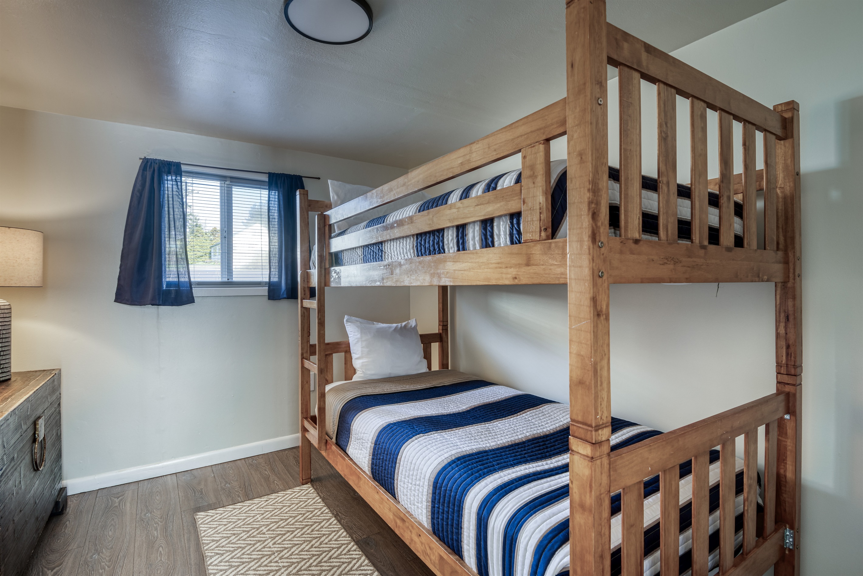 S1 - Epic @ Surf Inn - Tillamook