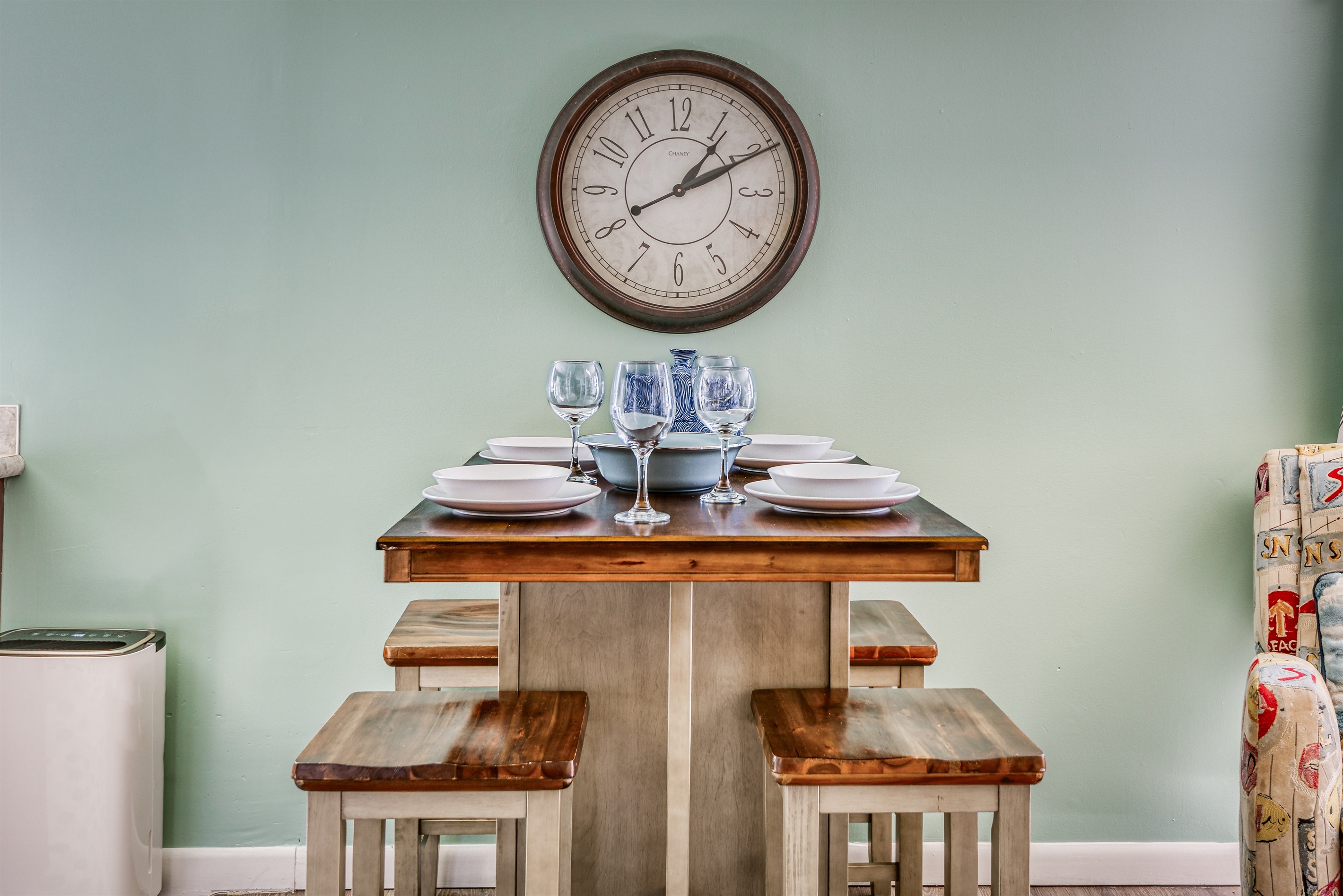 S1 - Epic @ Surf Inn - Tillamook