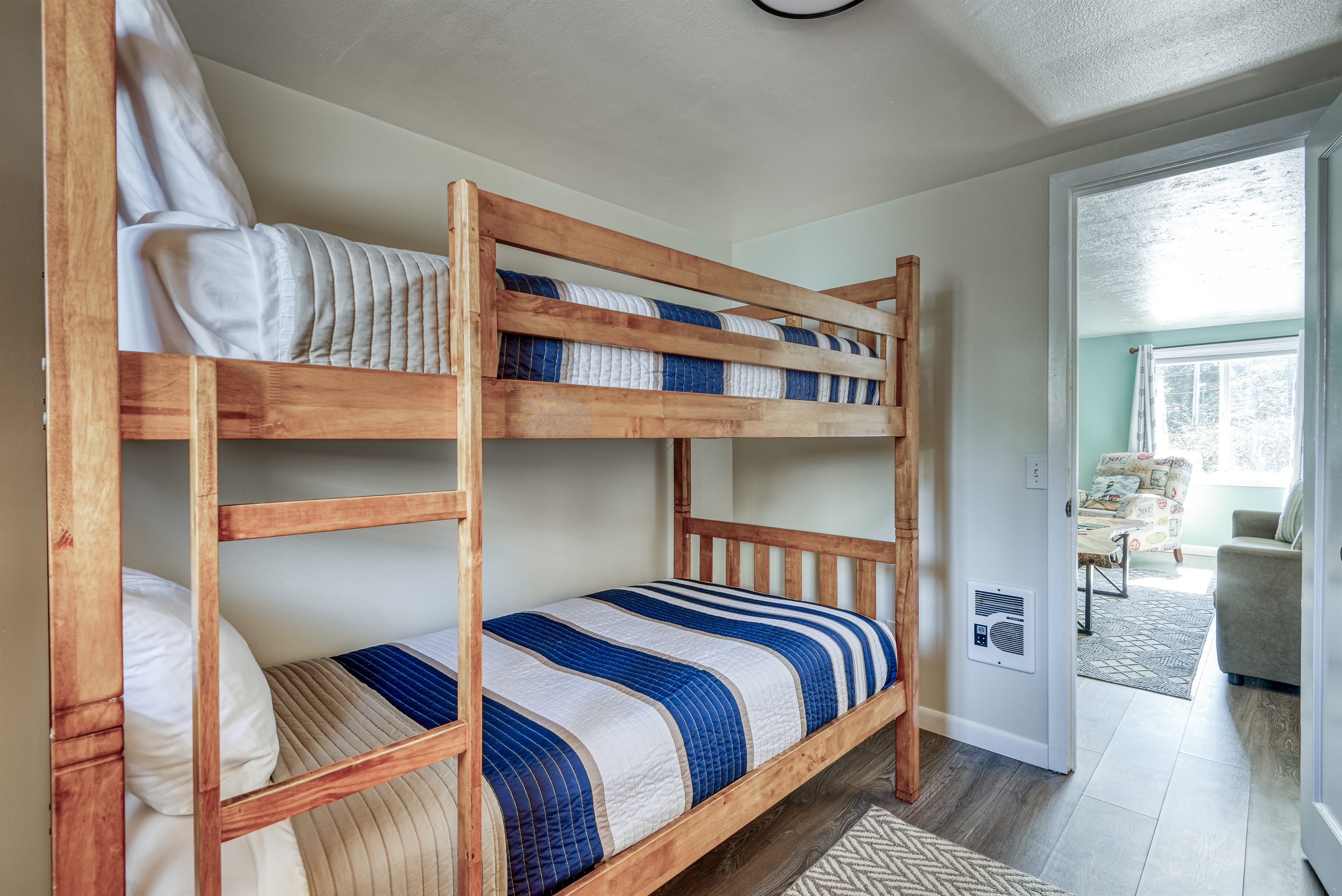 S1 - Epic @ Surf Inn - Tillamook