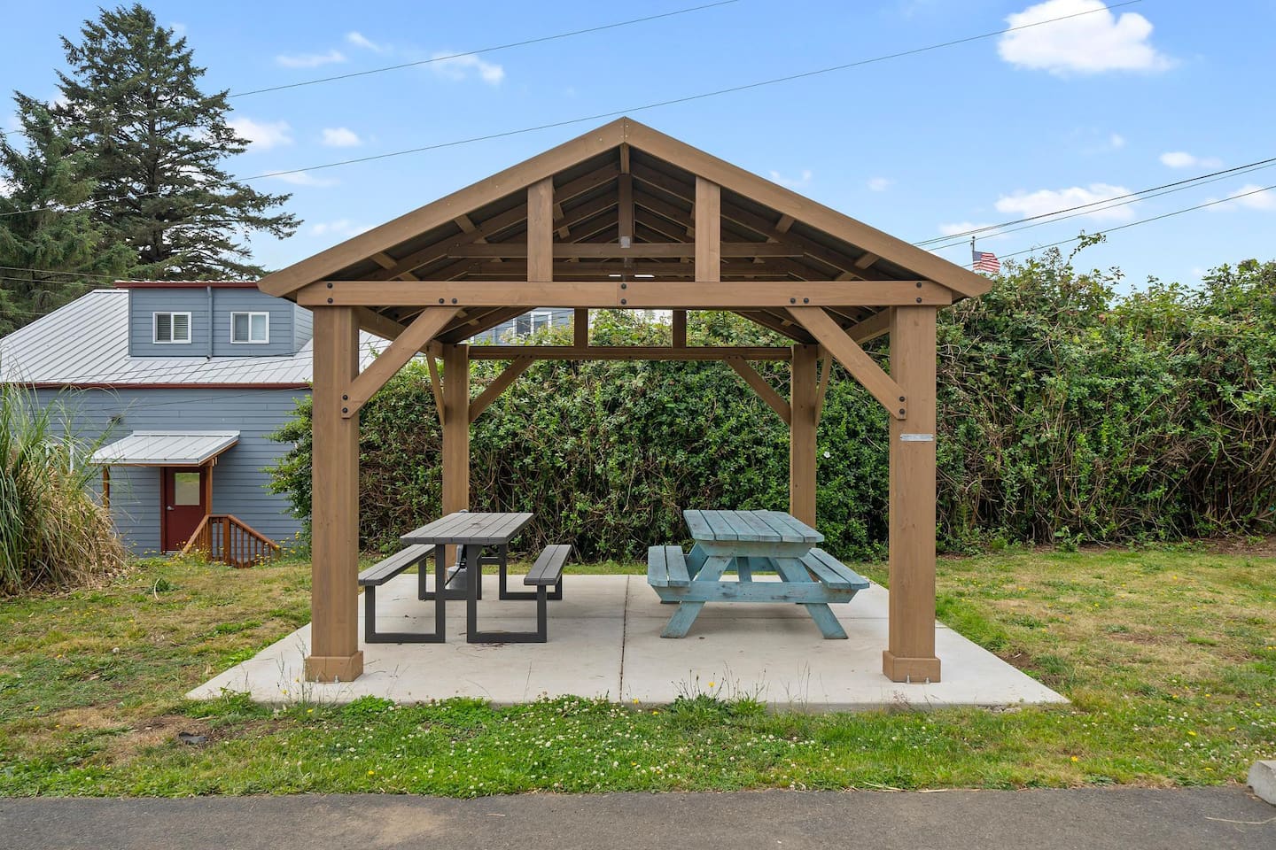 S1 - Epic @ Surf Inn - Tillamook