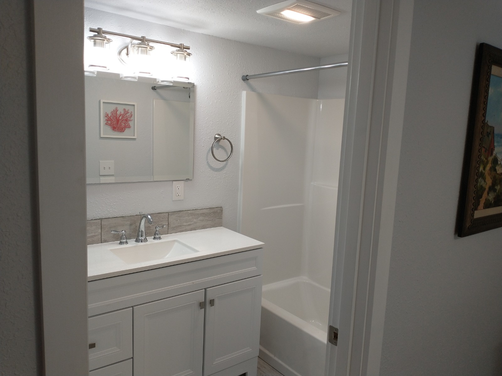 Ensuite Full Bath with tub