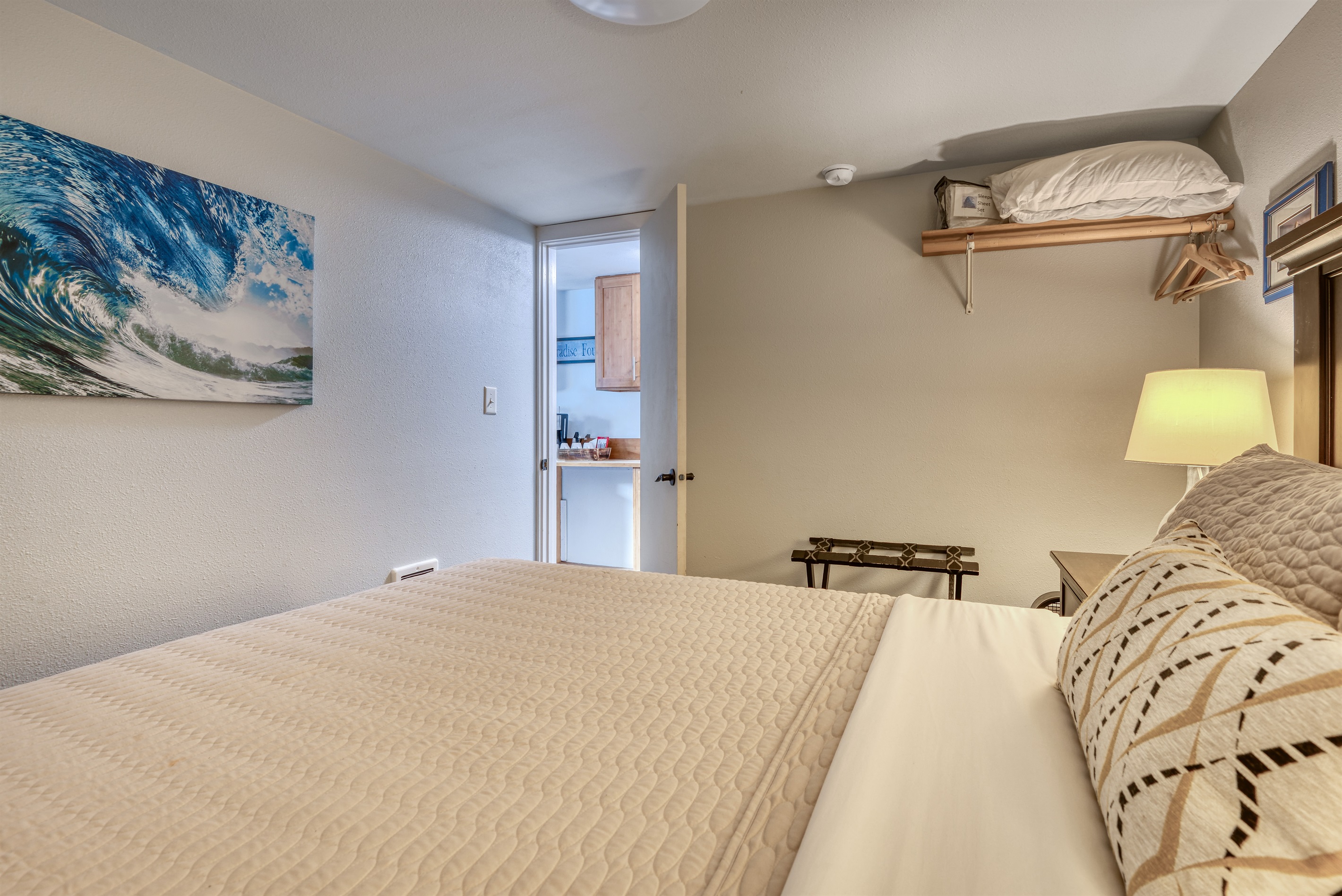 S2 - Cowabunga @ Surf Inn - 2 Bed 2 Bath - Tillamook