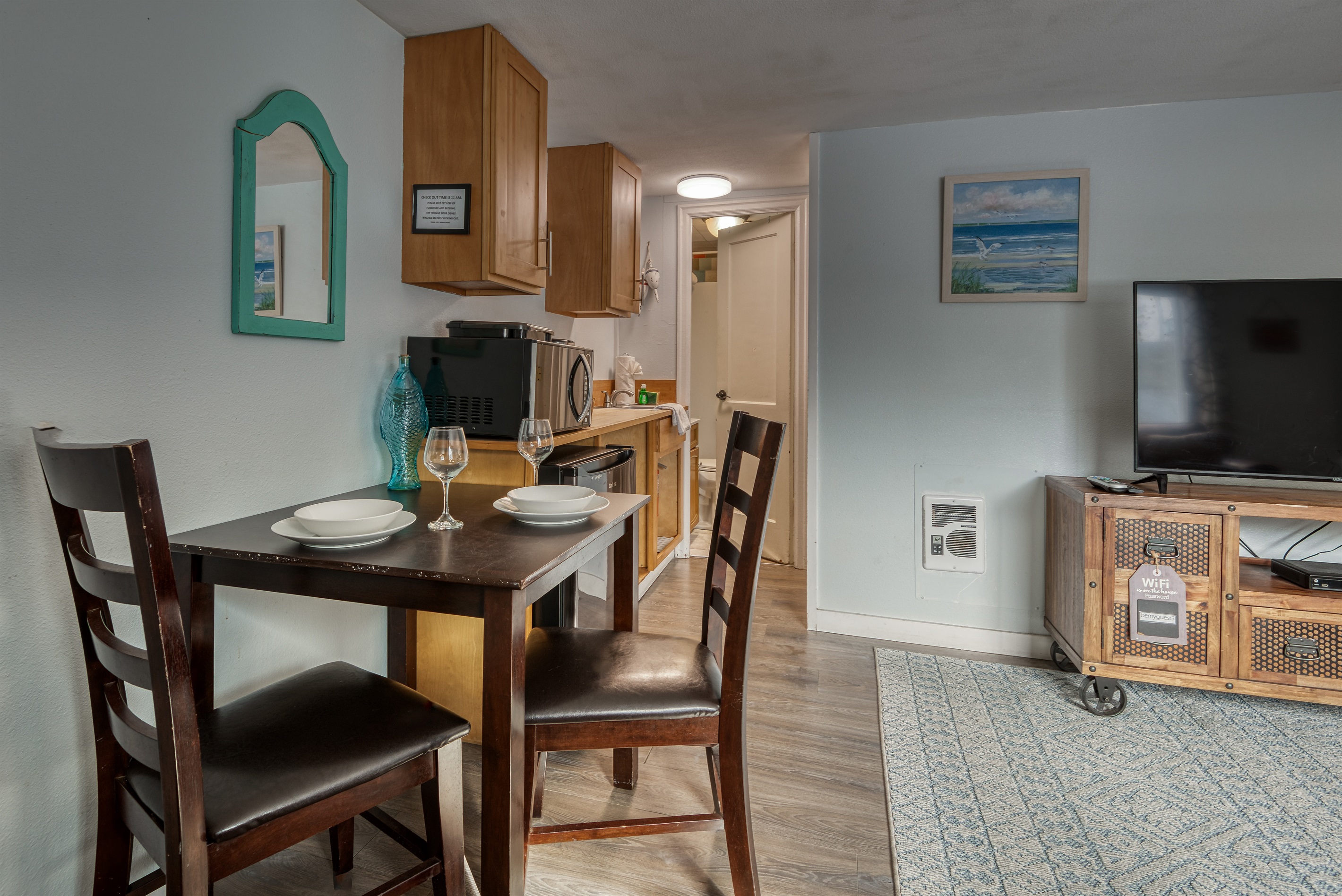 S2 - Cowabunga @ Surf Inn - 2 Bed 2 Bath - Tillamook