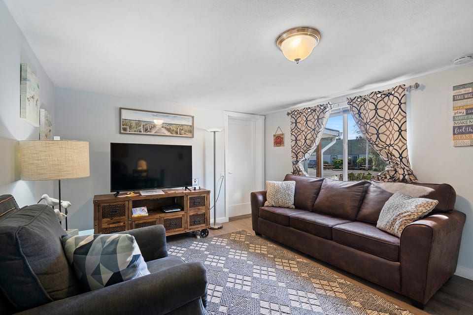 S2 - Cowabunga - Surf Inn - 2 Bed 2 Bath - Tillamook